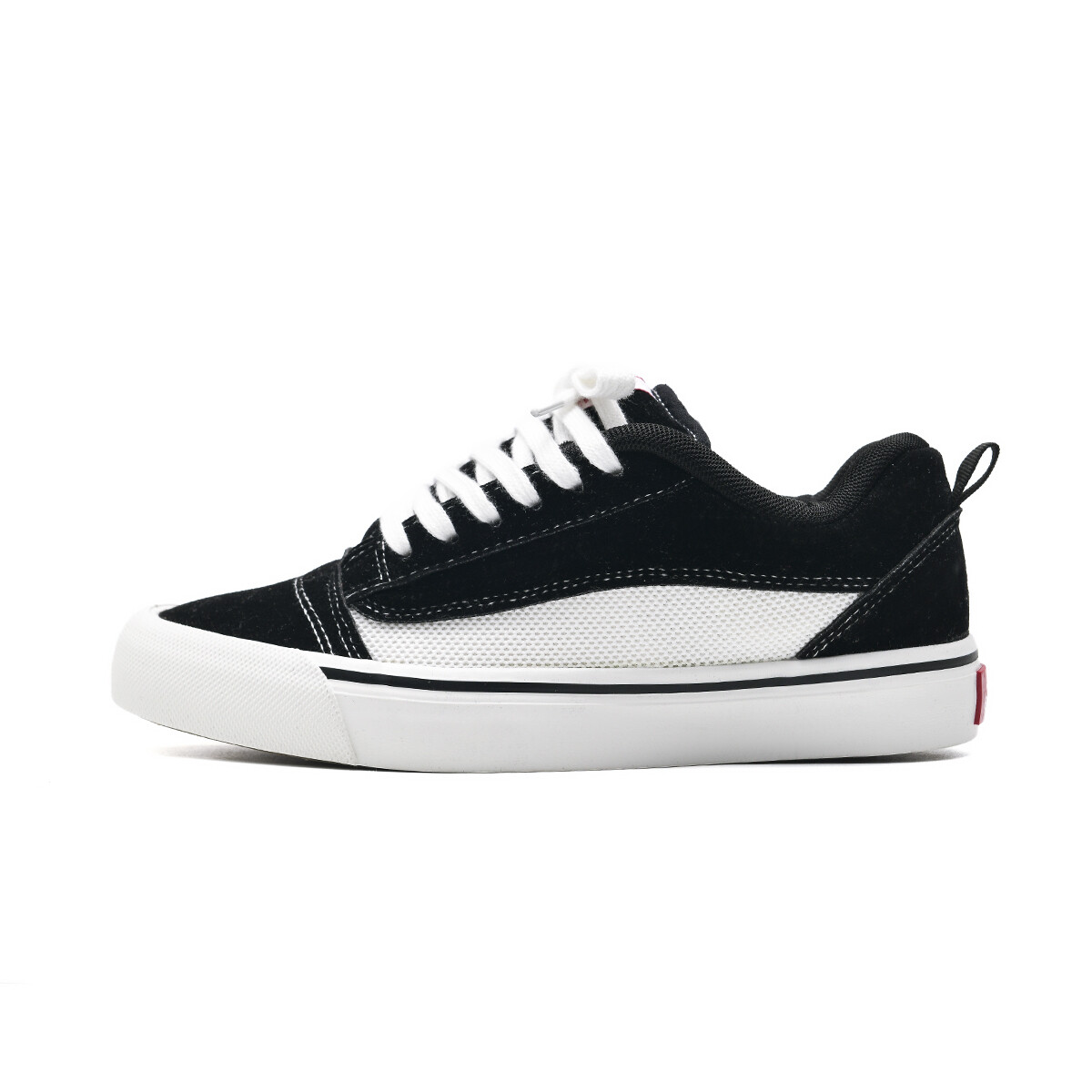 

Кроссовки T628 Skateboarding Shoes Unisex Low-top, черный