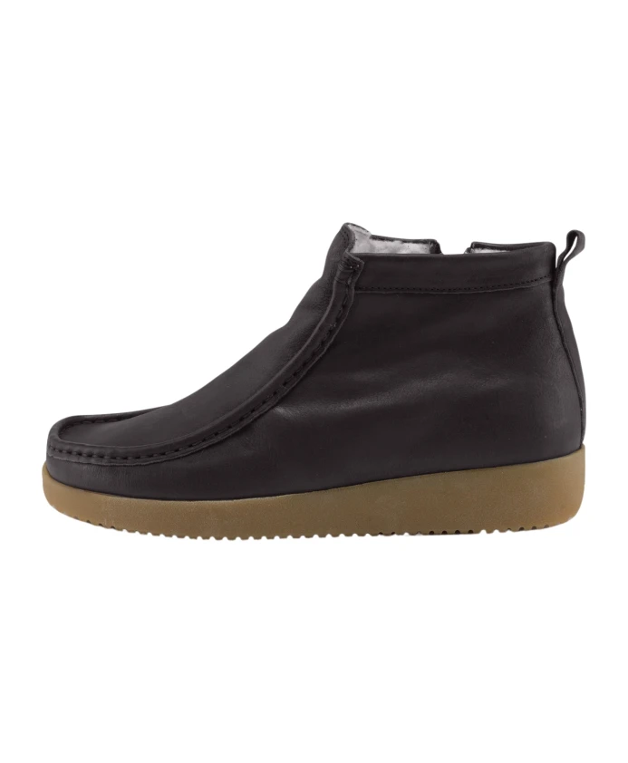 

Ботинки «бизон» из нубука на теплой подкладке Nature Footwear, коричневый