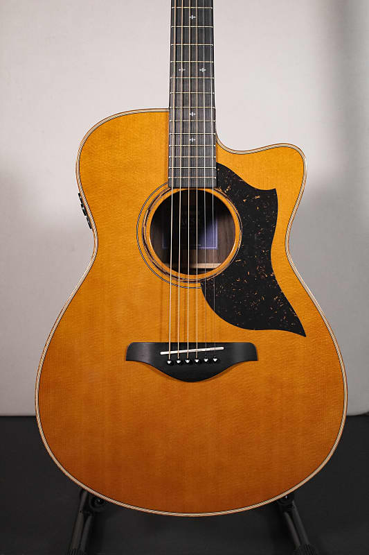 Акустическая гитара Yamaha AC5R Acoustic Electric Guitar w/Hard Shell Case - Vintage Natural
