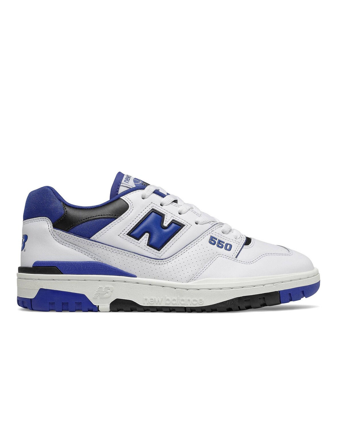 

Белые кроссовки New Balance 550 с синей отделкой