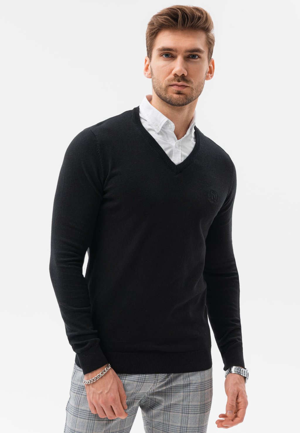 цена Вязаный свитер Ombre, цвет black