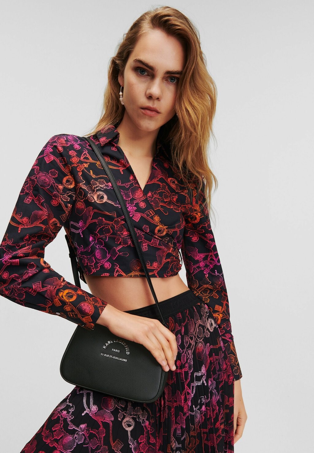 

Сумка через плечо RUE SAINT GUILLAUME SMALL ZIP KARL LAGERFELD, черный