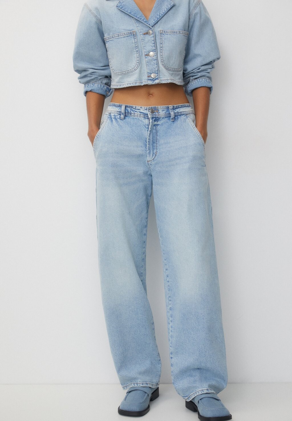

Джинсы прямого кроя PULL&BEAR