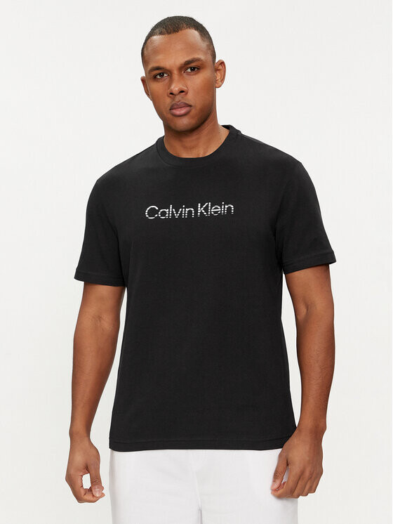 

Футболка стандартного кроя Calvin Klein, черный