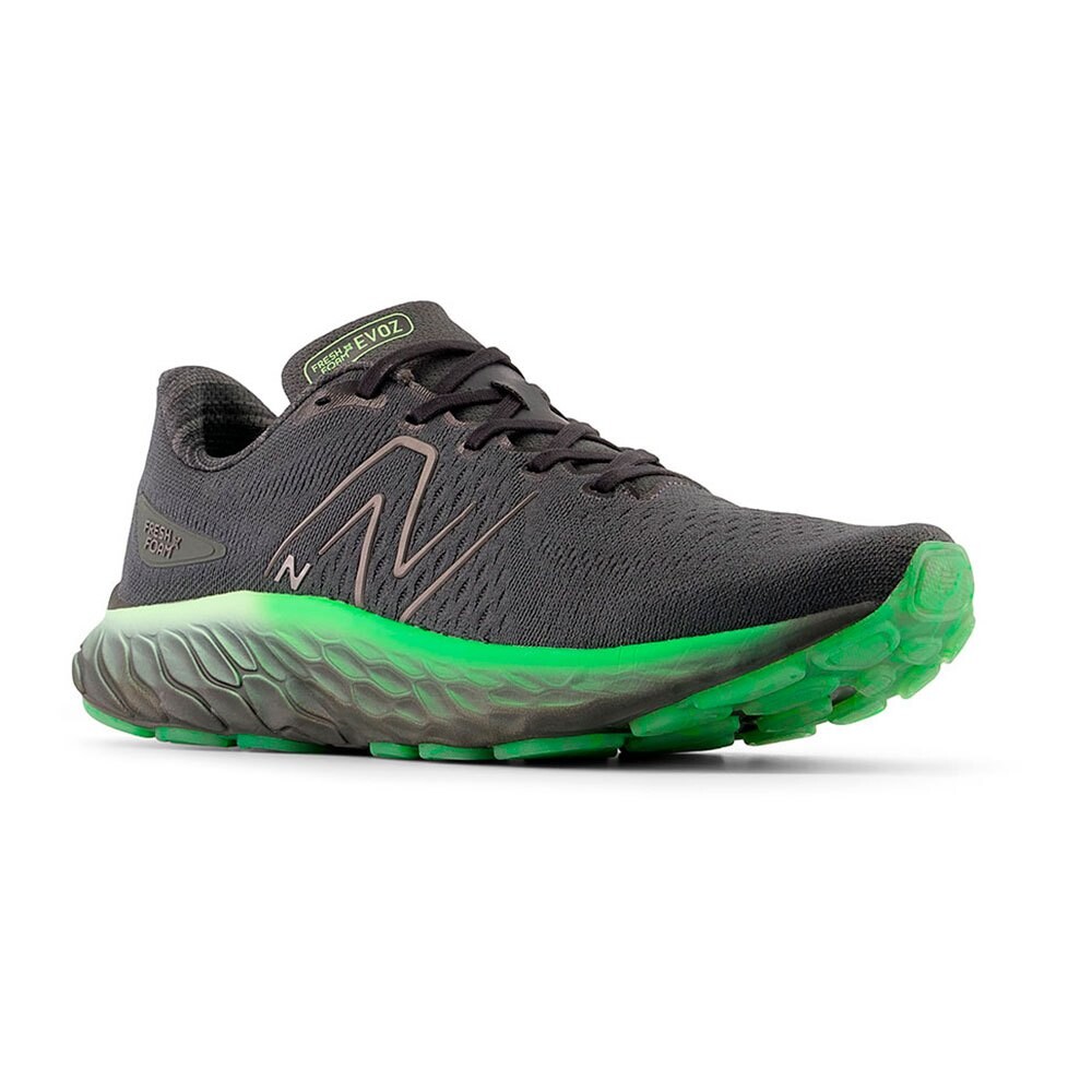 

Кроссовки New Balance Fresh Foam X Evoz V3, черный