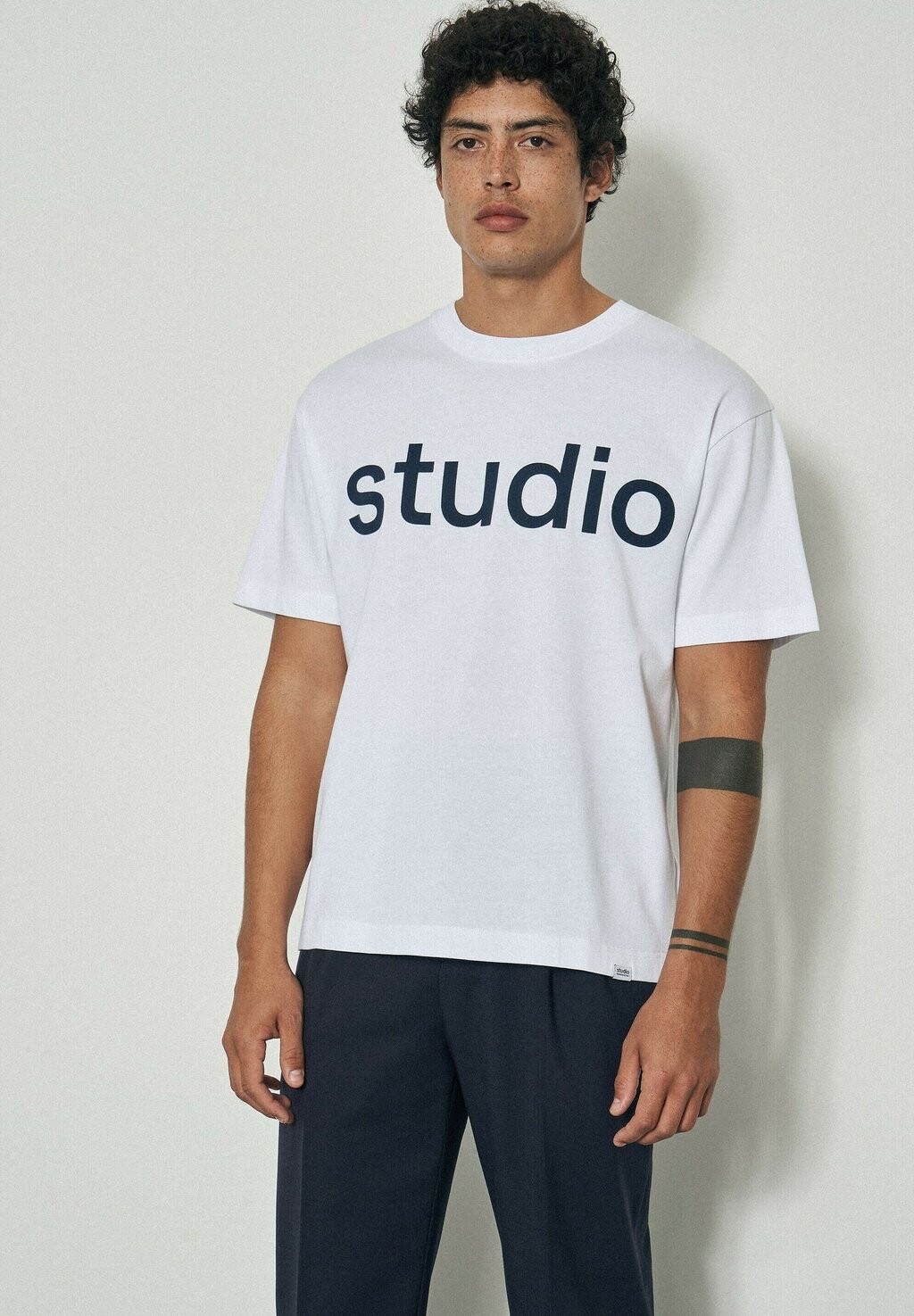 

Футболка с принтом Studio Seidensticker, белый