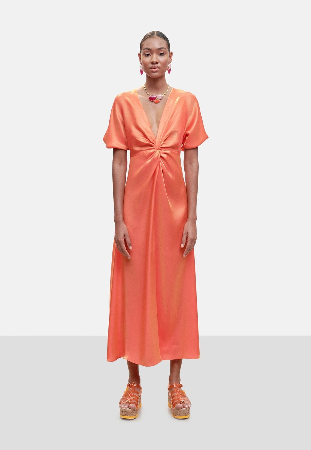 

Длинное платье LOLA CASADEMUNT