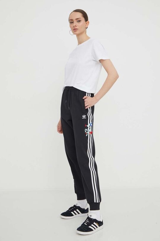 

Спортивные брюки из хлопка adidas Originals, черный