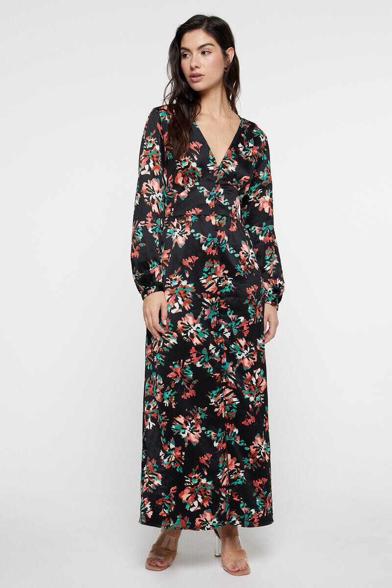 

Длинное платье с атласным эффектом Vero Moda, черный