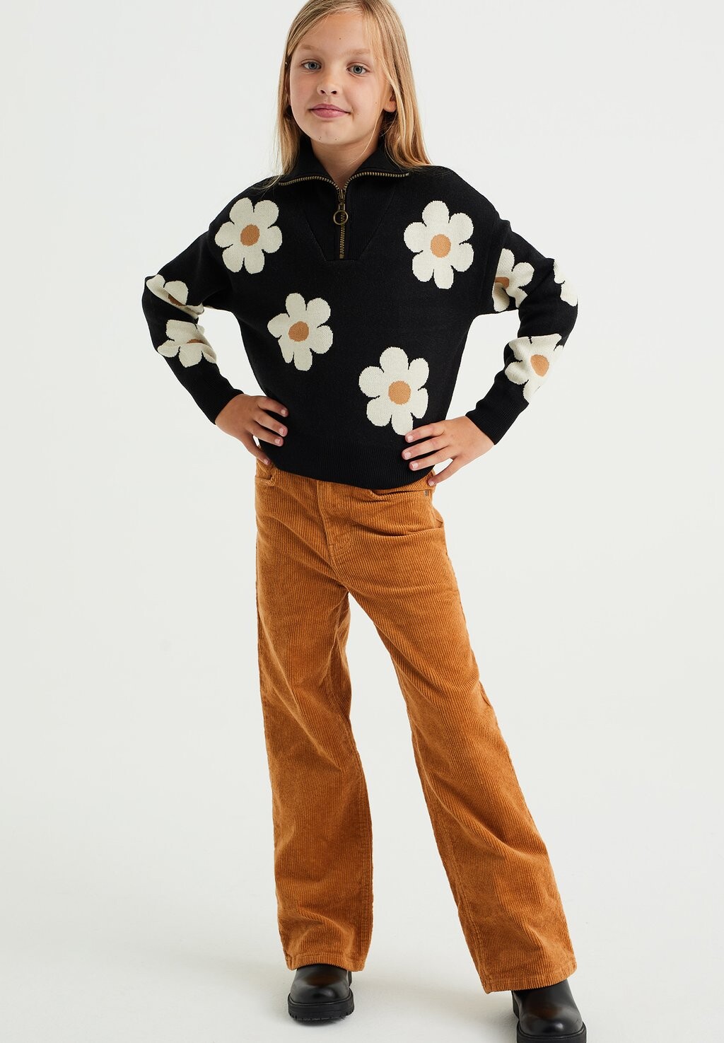 

Брюки WE Fashion, коричневые