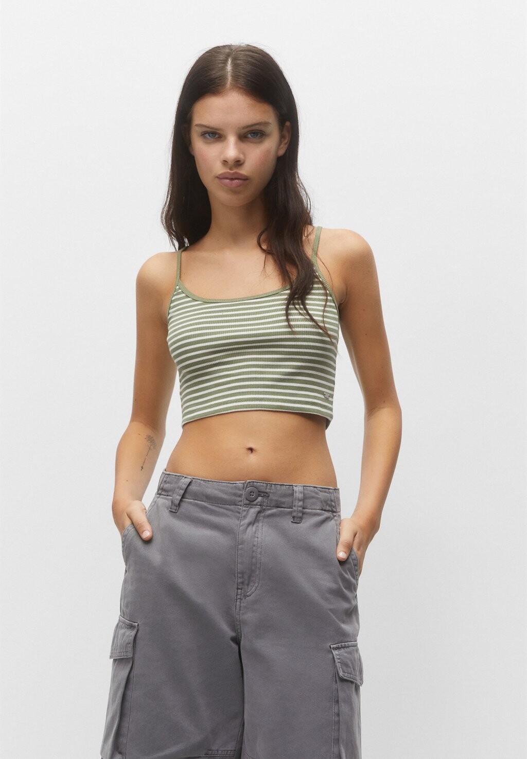 

Топ Striped Crop PULL&BEAR, зеленый