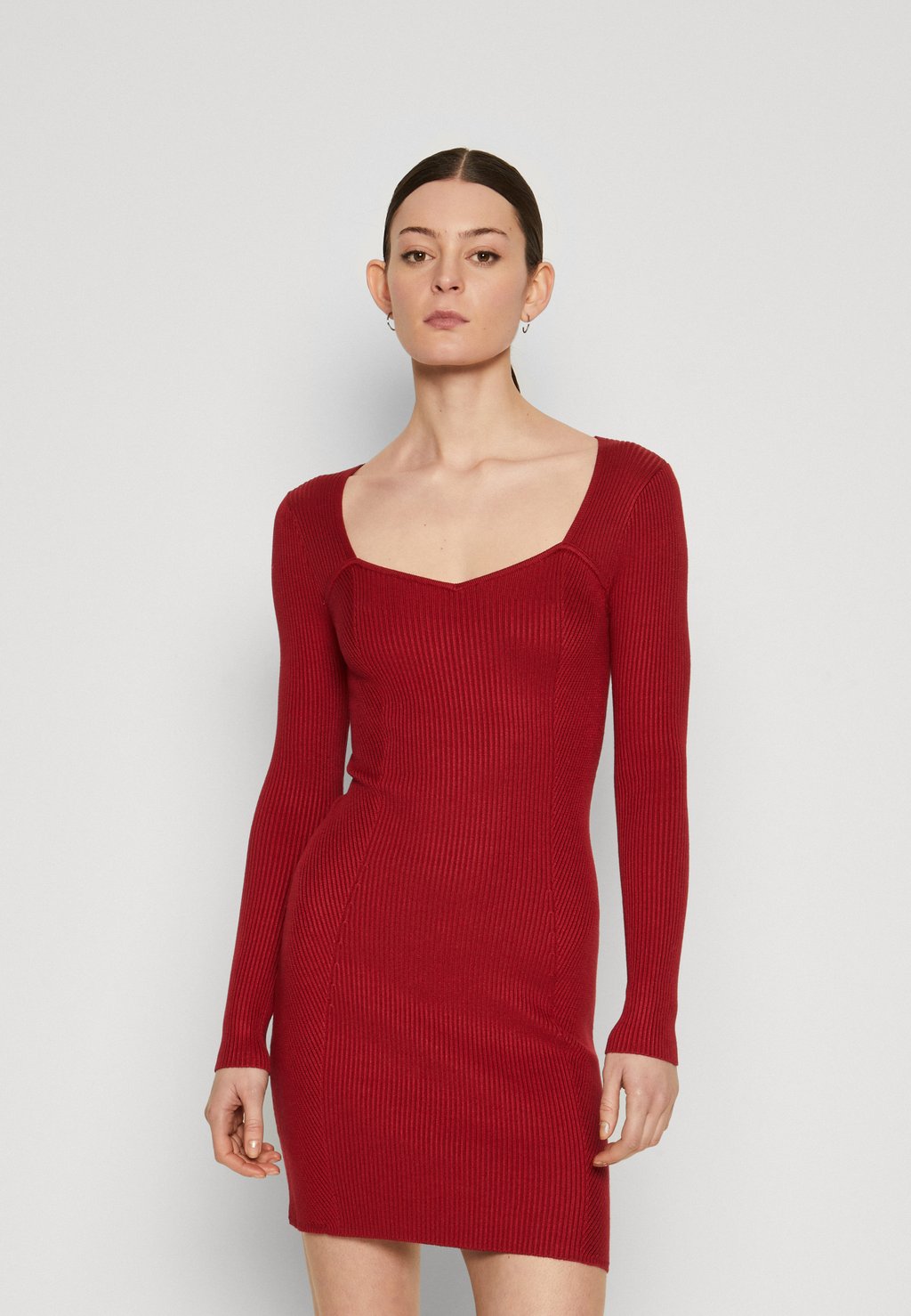 Платье-футляр Long Sleeve Sweetheart Mini Sweater Dress Abercrombie & Fitch, красный