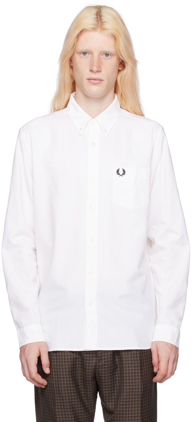 Белая рубашка с вышивкой Fred Perry