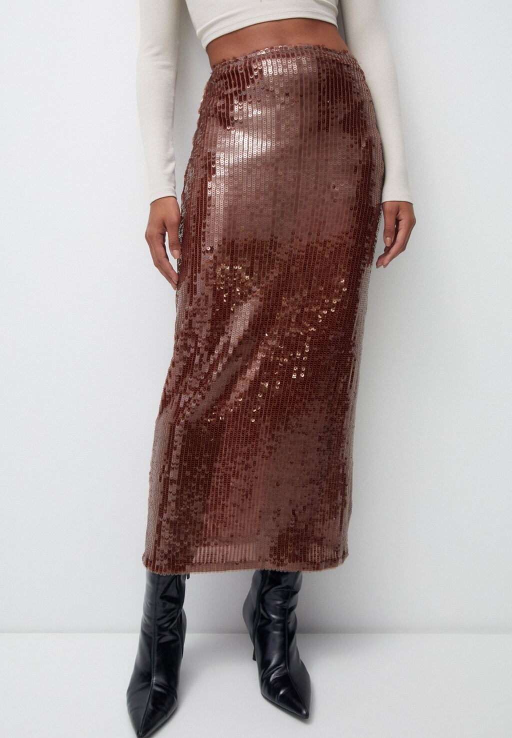 

Длинная юбка Long Sequinned PULL&BEAR, коричневый