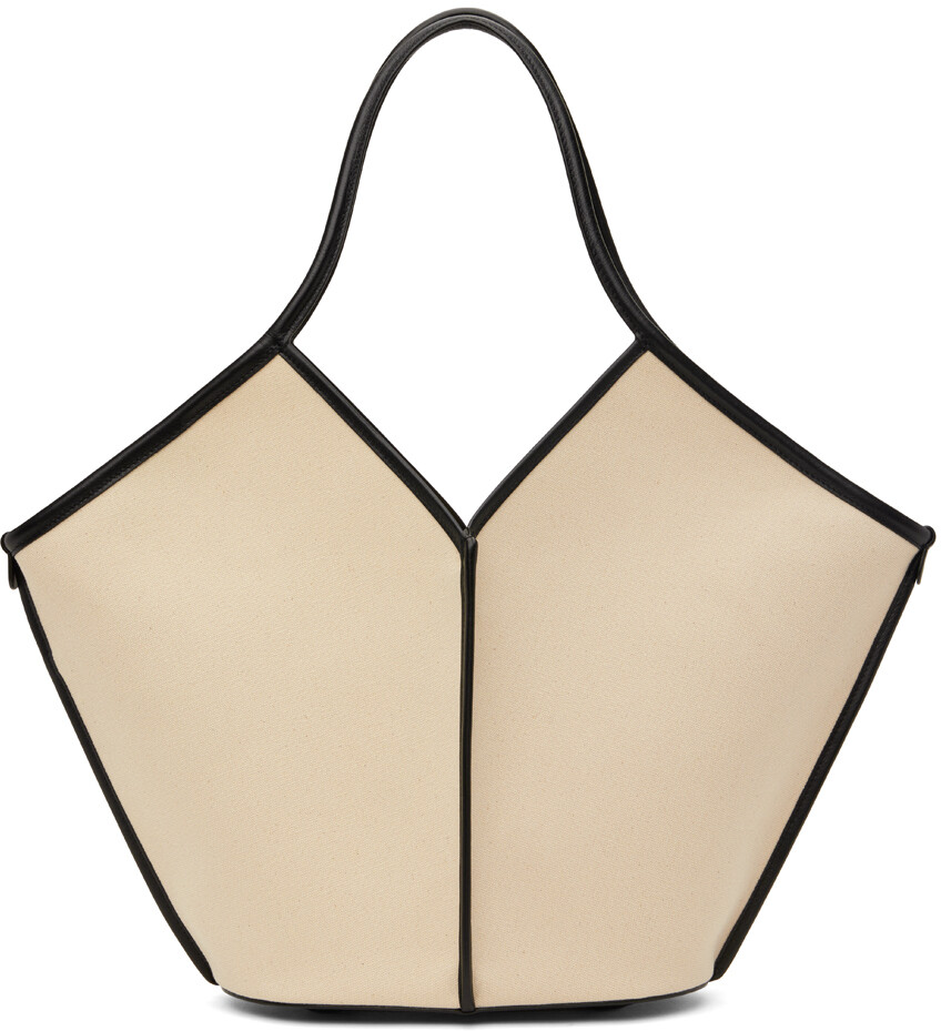 

Белоснежная сумка Calella Hereu, цвет Beige/Black