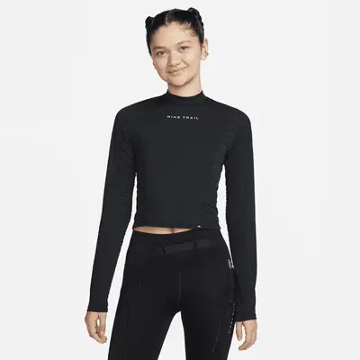 

Футболка Nike Trail, цвет Black/Black/Dark Smoke Grey