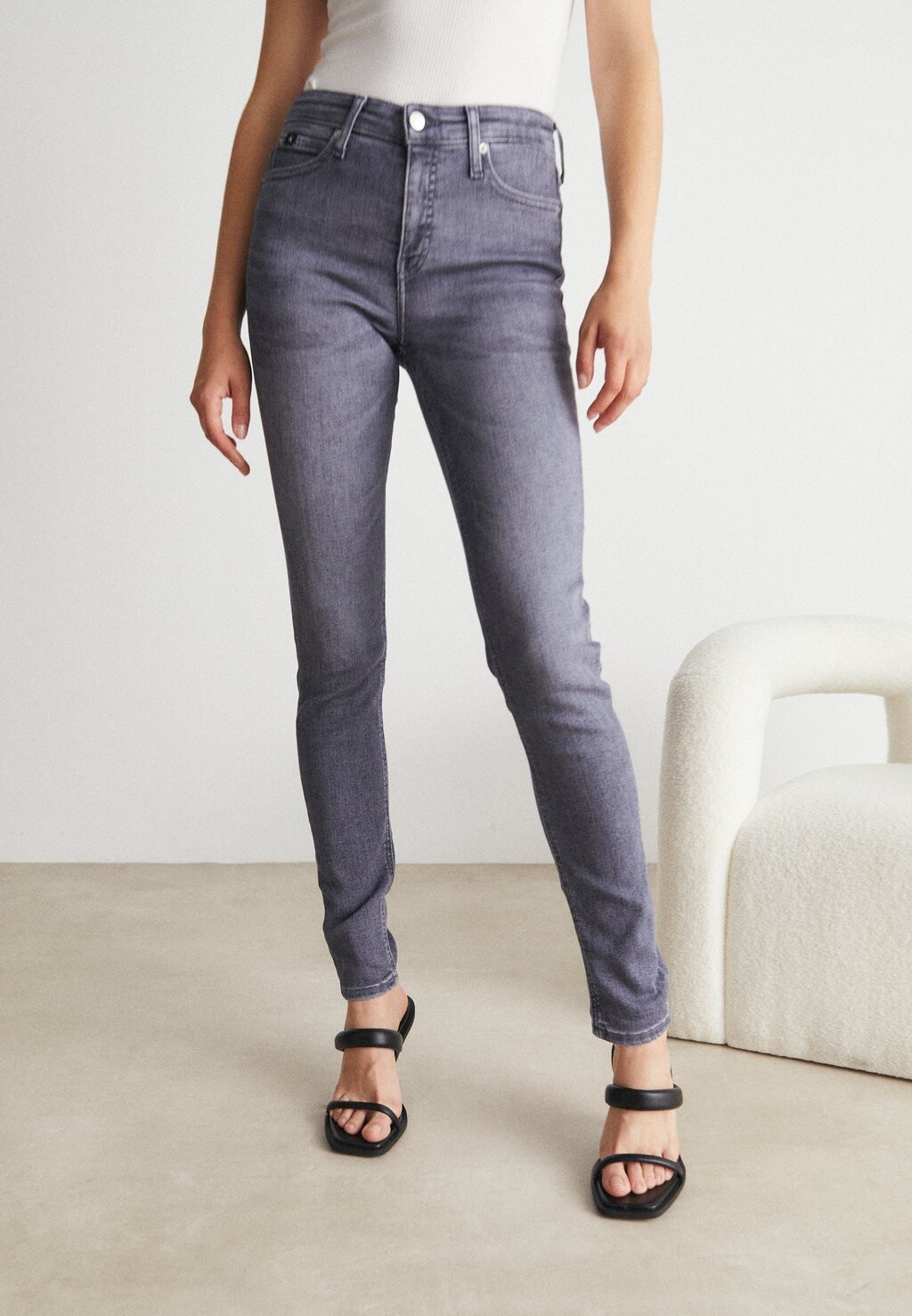

Джинсы Skinny Fit Calvin Klein Jeans