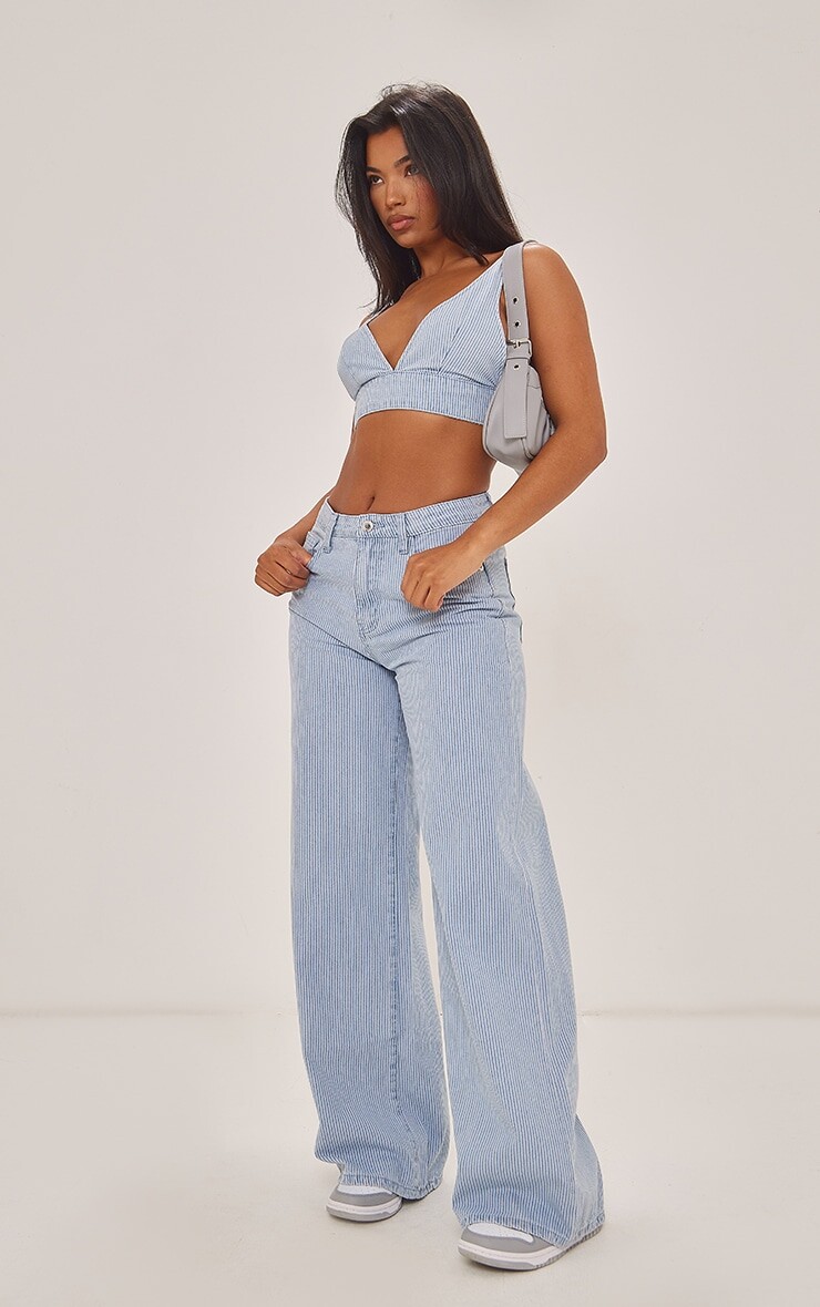 

PrettyLittleThing Широкие джинсы с синей полоской