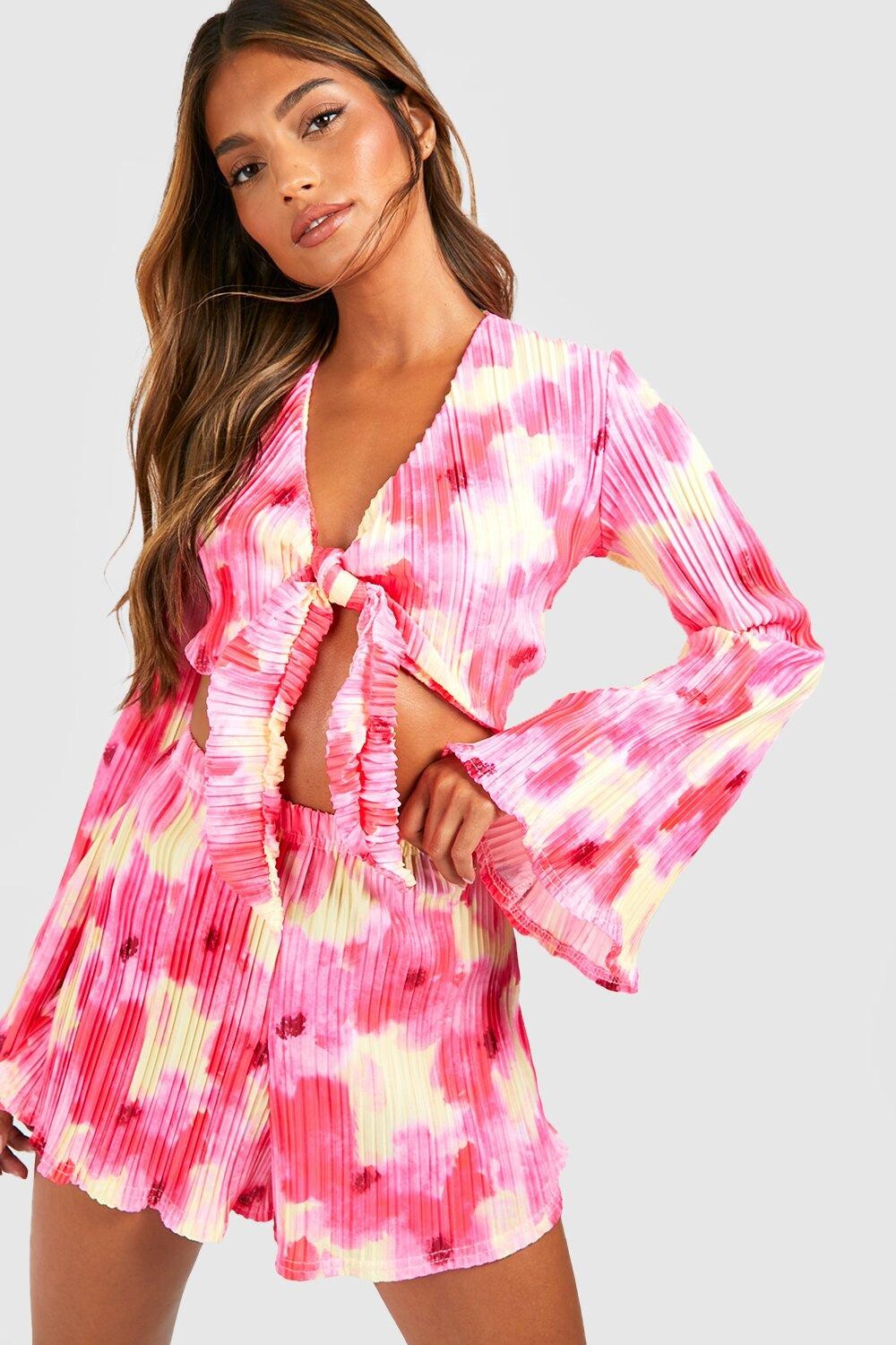 

Струющиеся шорты с цветочным плиссом Boohoo, розовый