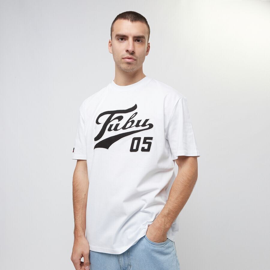 

Университетская футболка Fubu, цвет white