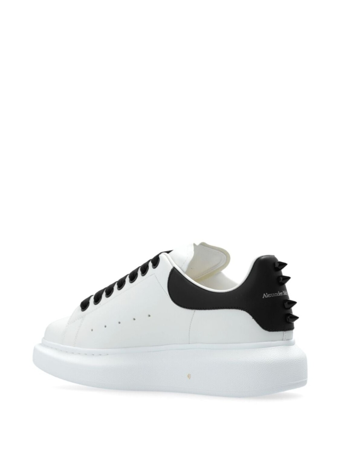 

Alexander McQueen кожаные кроссовки с шипами, белый
