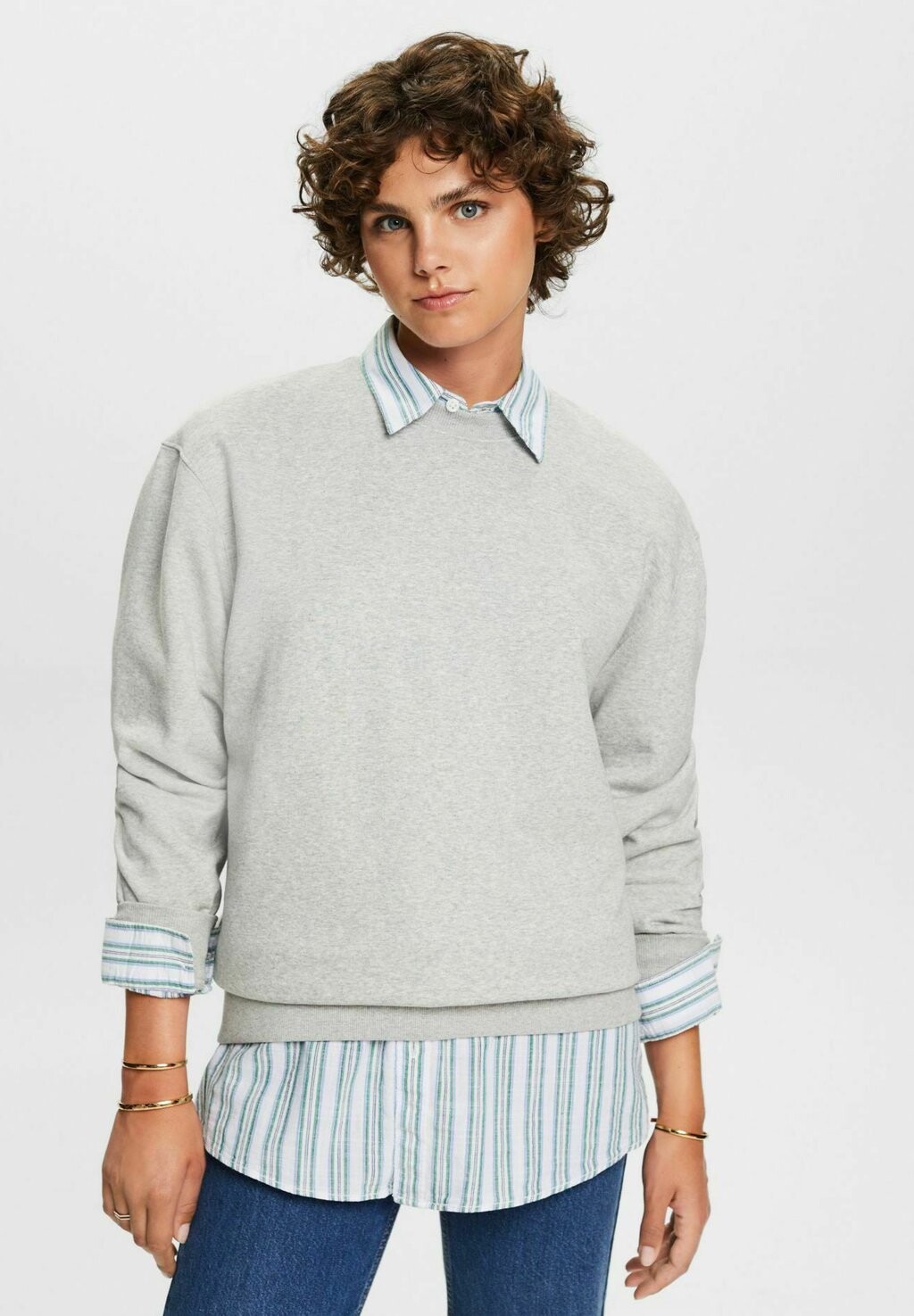 

Толстовка Esprit Crew Neck, серый