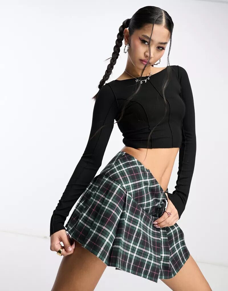 

Черный бесшовный укороченный топ Stradivarius STR