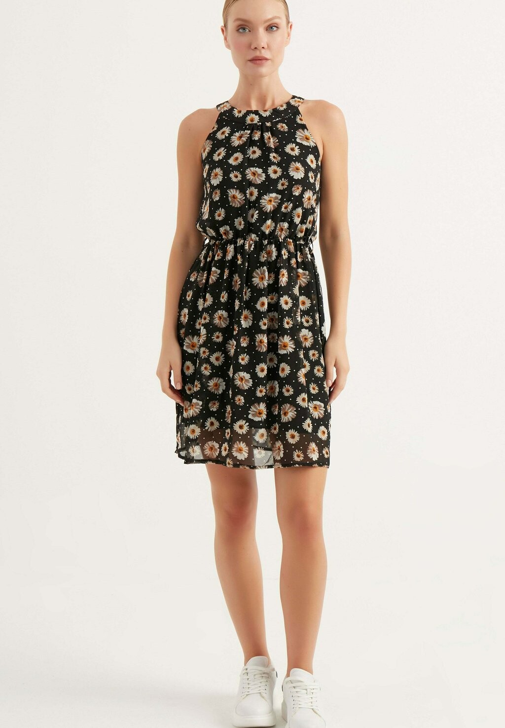 

Повседневное платье SLEEVELESS Herita, цвет black