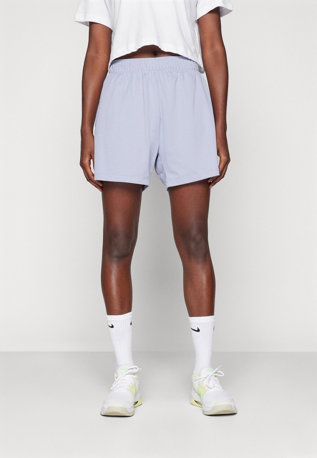 

Спортивные шорты Attack Short Nike, рассвет/сиреневый цвет/светоотражающий серебристый
