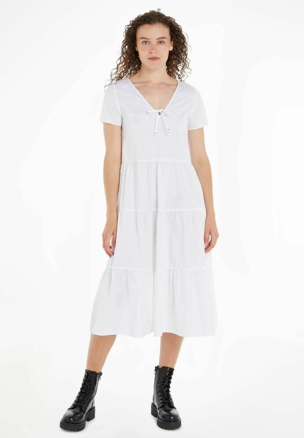 

Летнее платье Tommy Jeans, белый