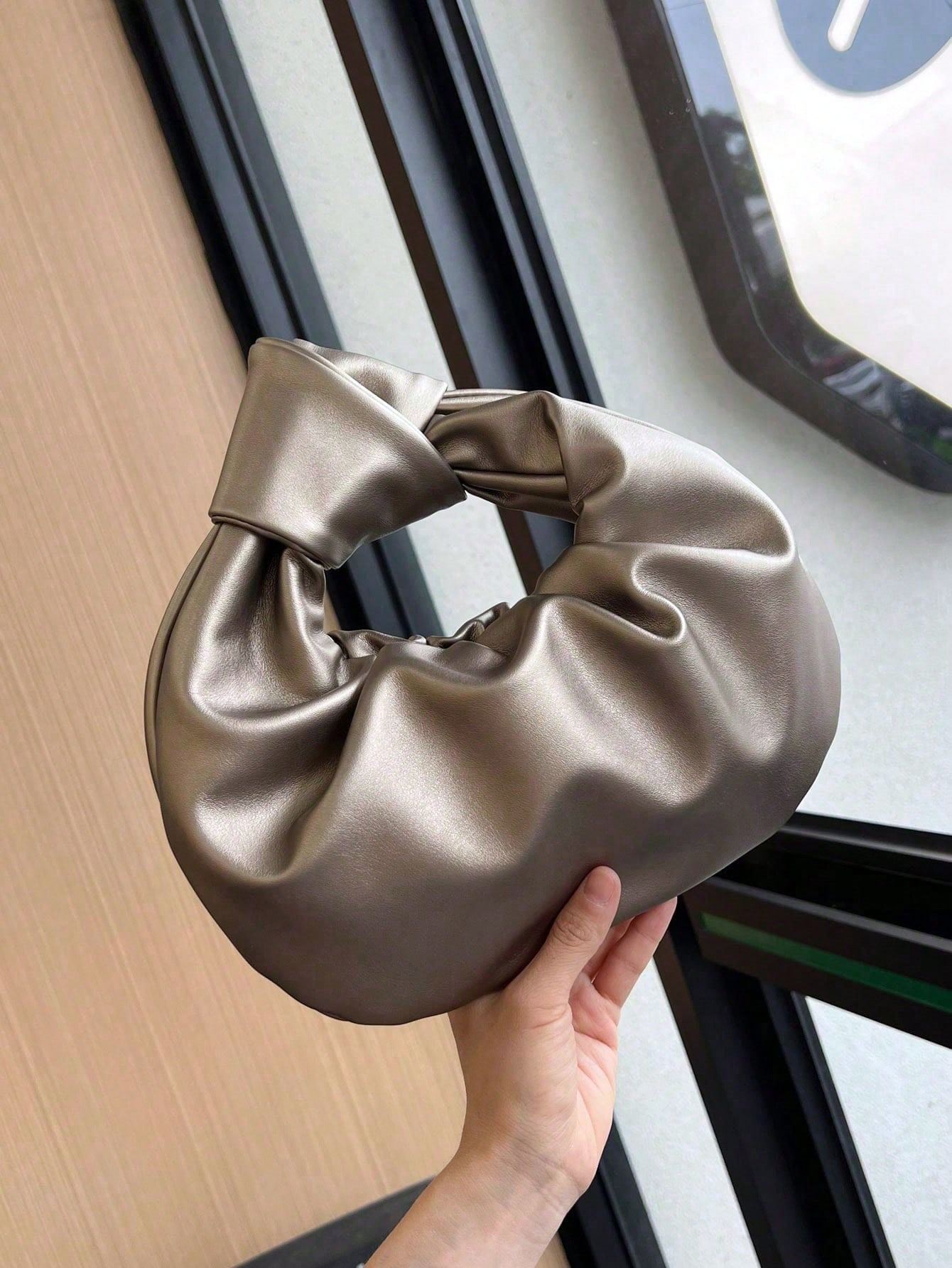 Модная простая плиссированная сумка в форме облака, бронза