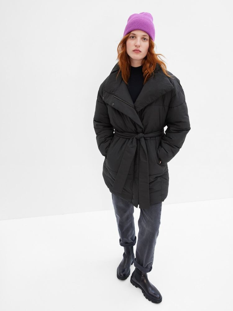 

Стеганое пальто оверсайз Gap, черный