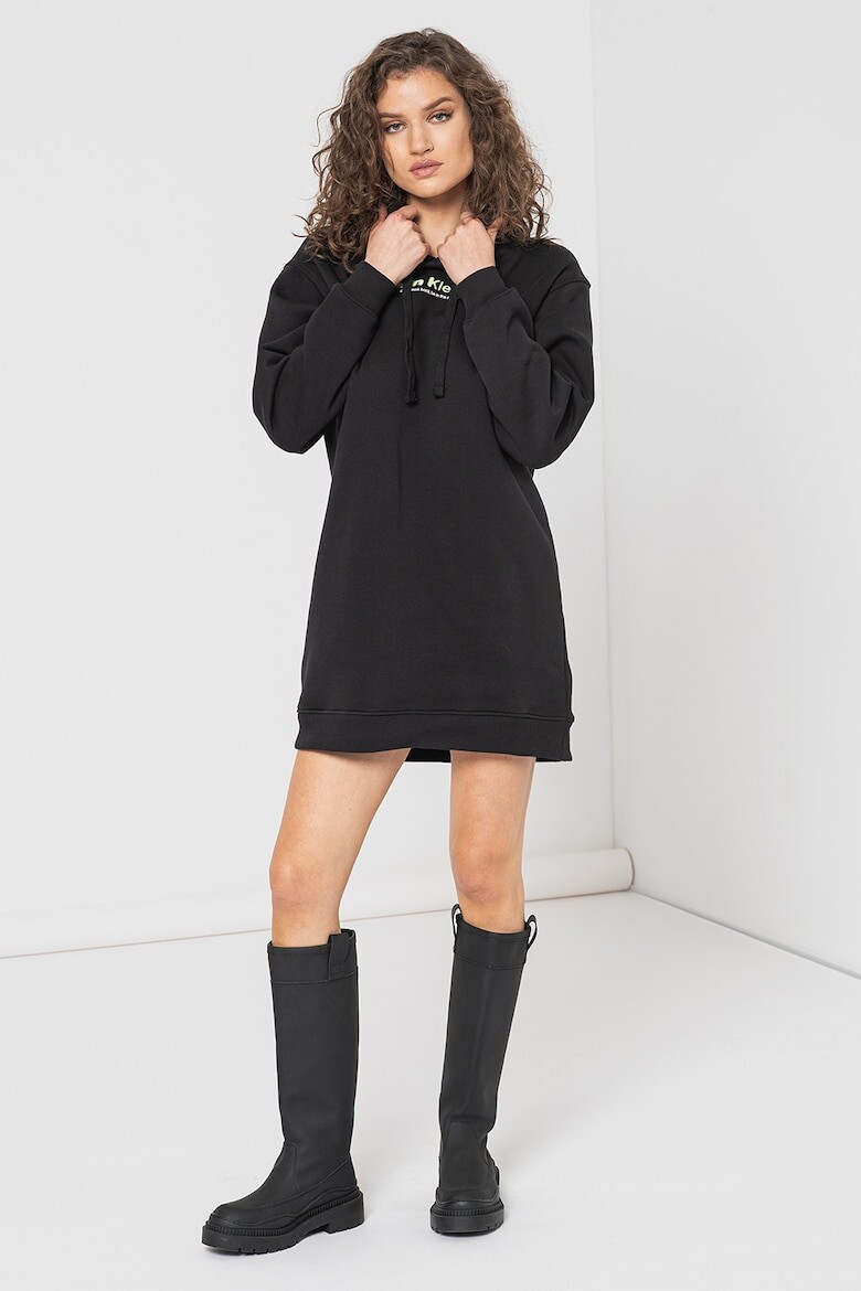 

Короткое платье с капюшоном Calvin Klein Jeans, черный