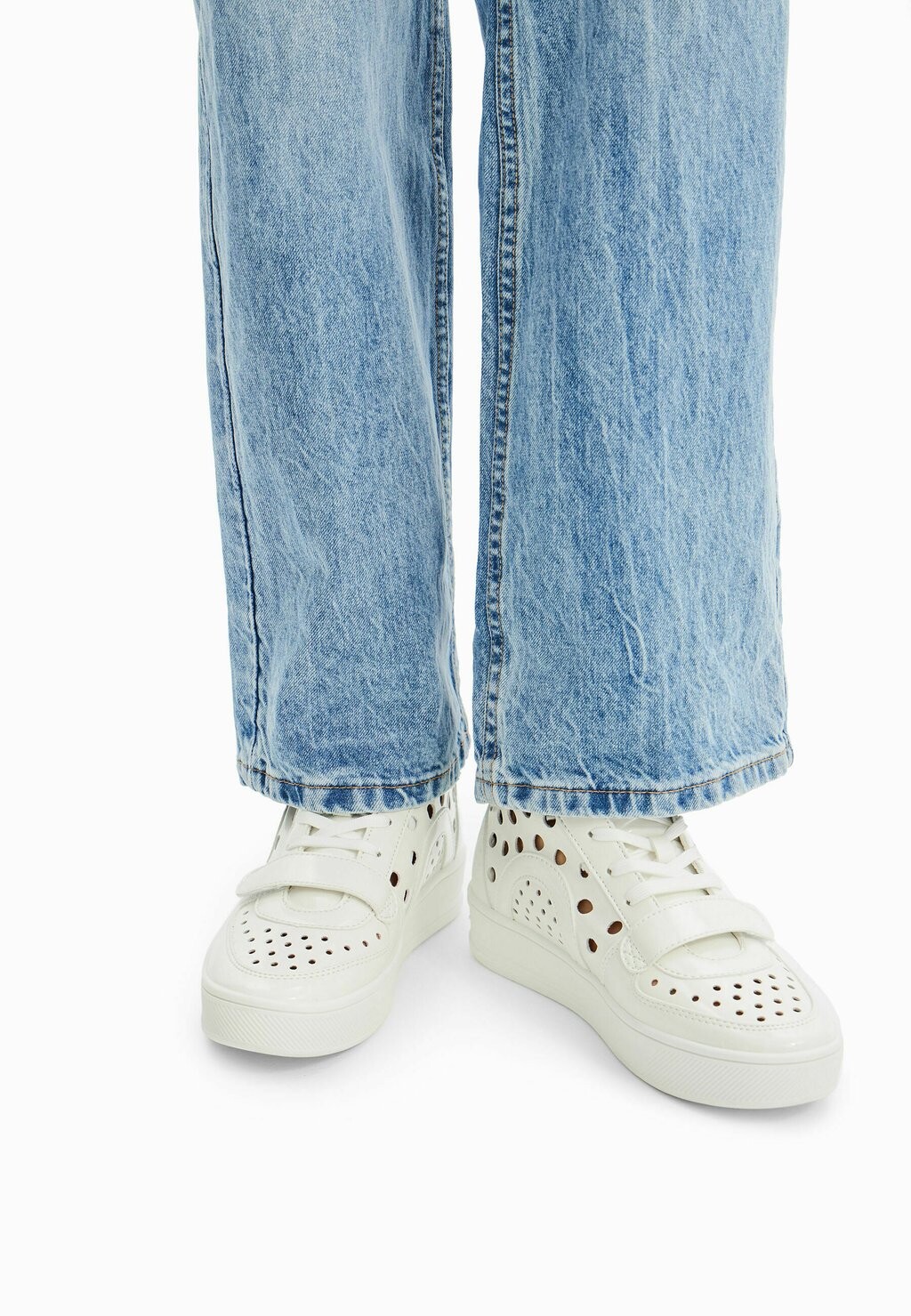 

Высокие кроссовки Desigual, белый