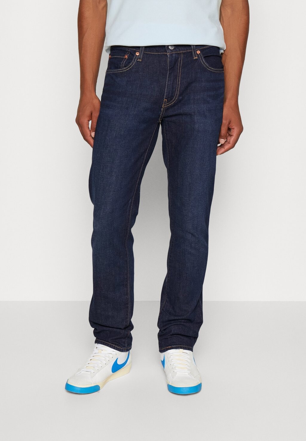 

Джинсы облегающего кроя Levi's 511 Slim, темно-синий
