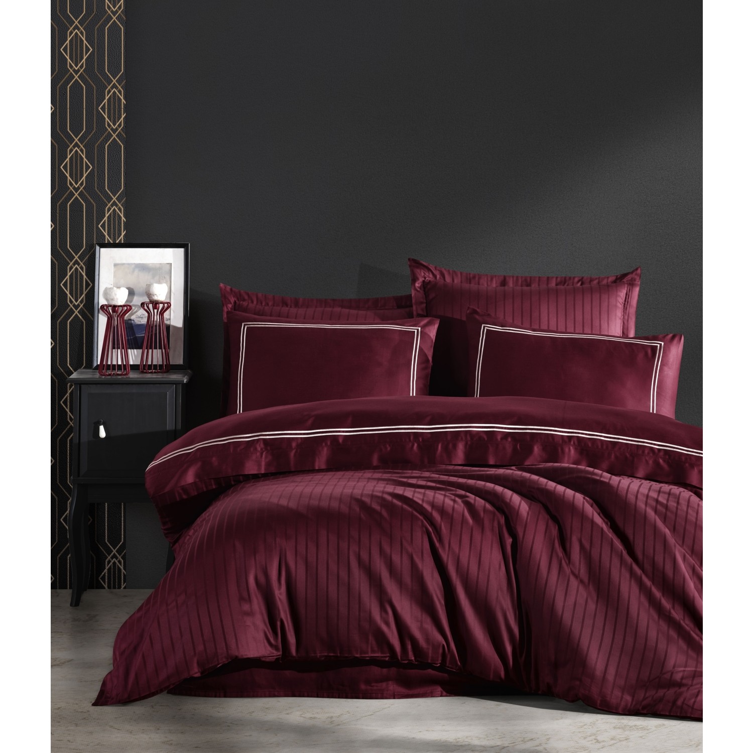 Комплект постельного белья из кружевного хлопкового атласа с вышивкой - Изображение