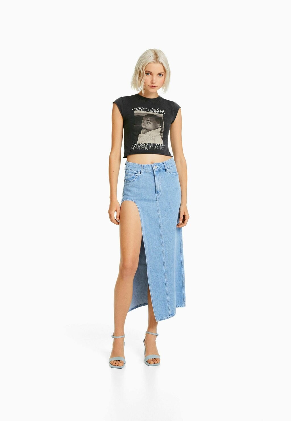 

Футболка с принтом Bershka, темно-серый