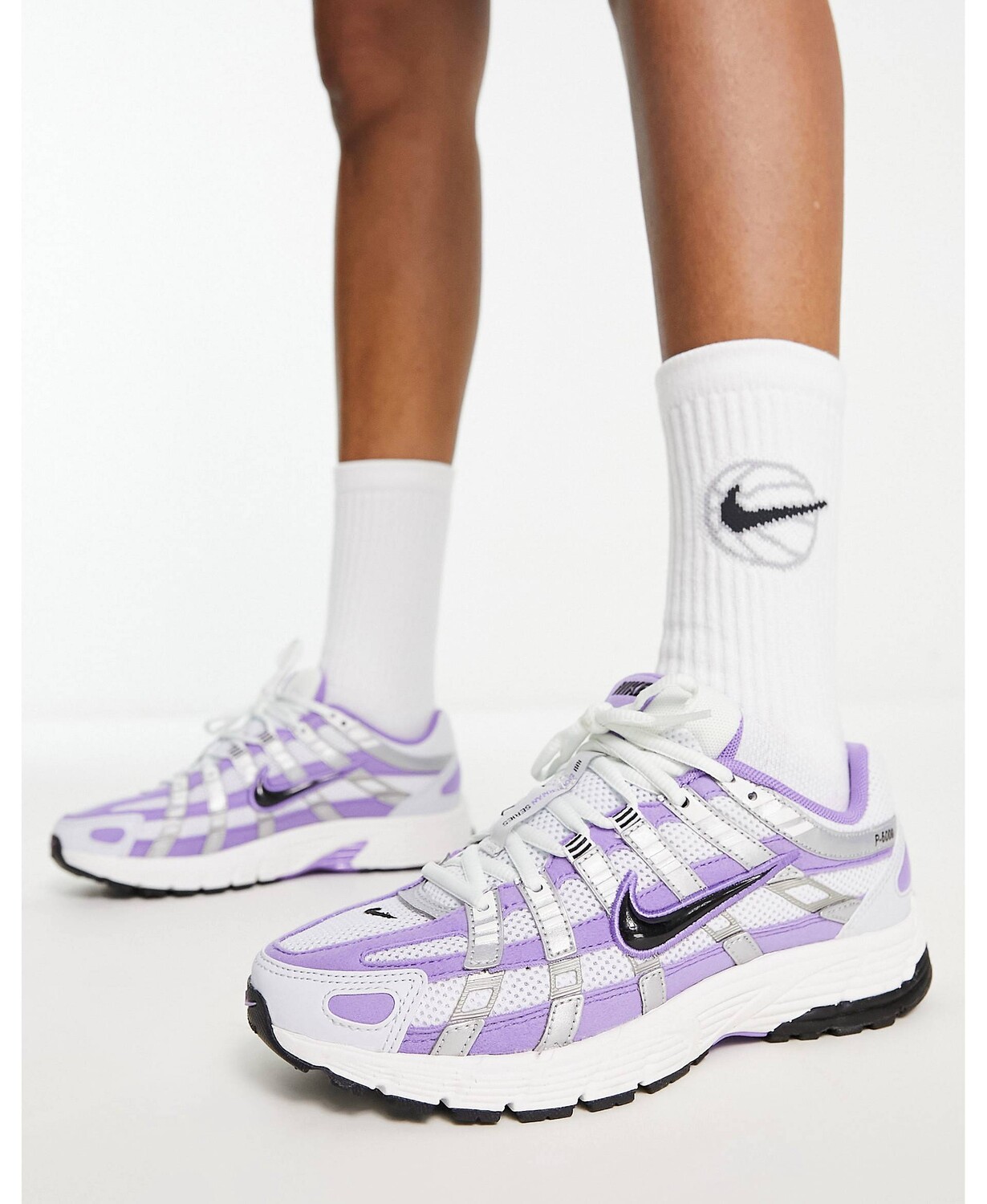 

Кроссовки Nike P-6000 в серебристо-фиолетовом цвете, Фиолетовый